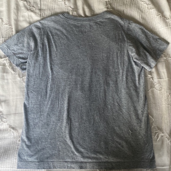 Grey nike tee shirt. - Picture 4 of 4